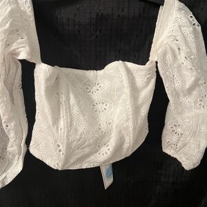 Chic White Floral Blouse